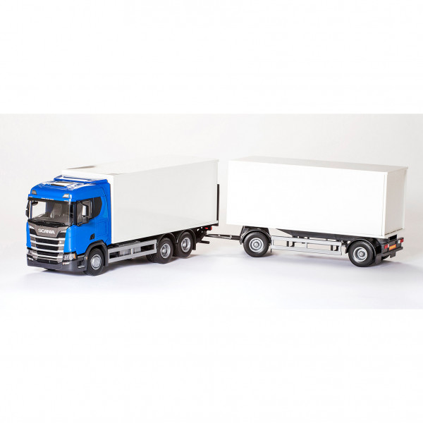 Scania-Lieferfahrzeug mit Anhänger, blau