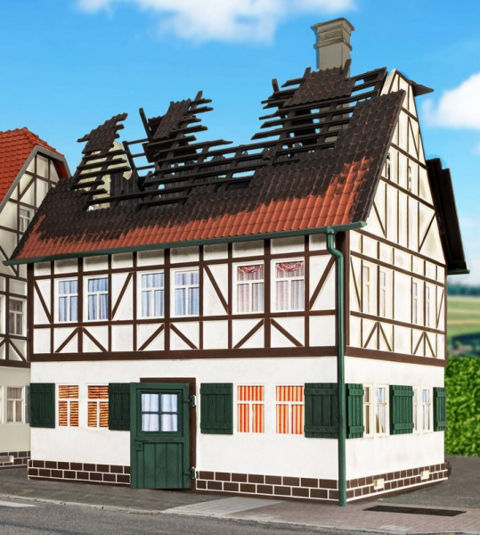 Abgebranntes Haus
