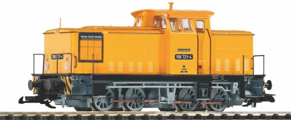 DR-Diesellok BR 106, orange