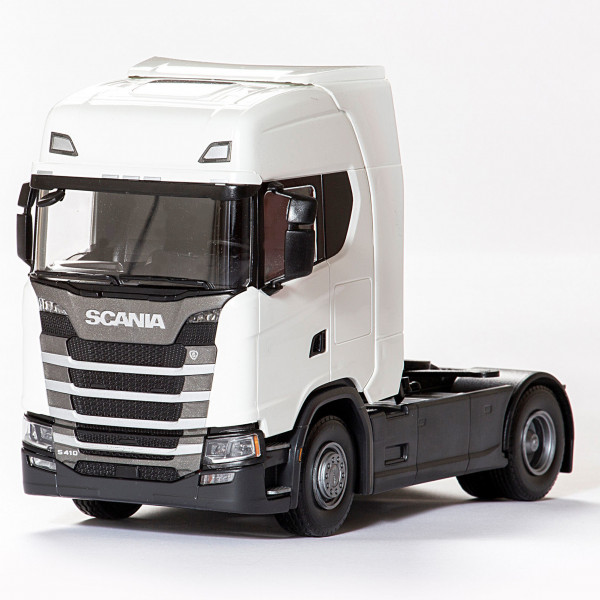 Scania-LKW-Zugmaschine 2-achsig, weiß